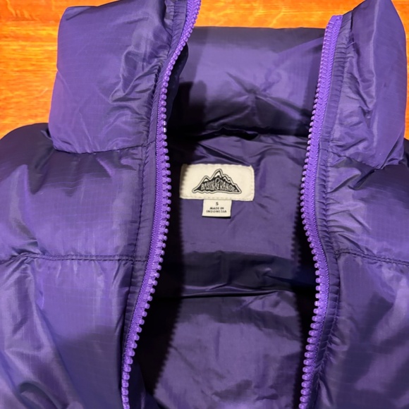 Puffer Vest for Women - Picture 2 of 4